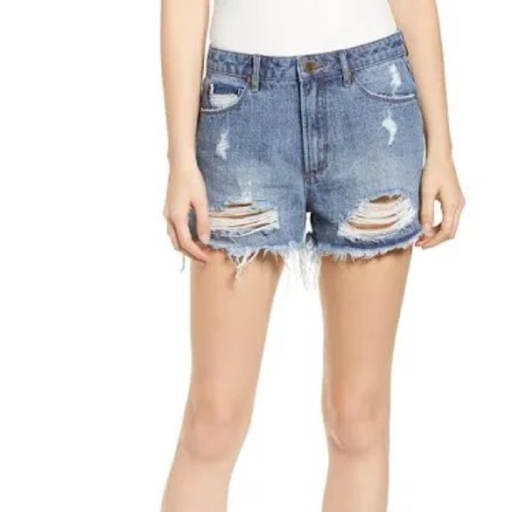 Articles of Society NWT raw hem denim shorts